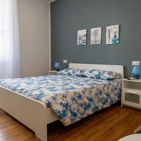 Elegante Appartamento Nel Cuore Di Omegna Ngoại thất bức ảnh